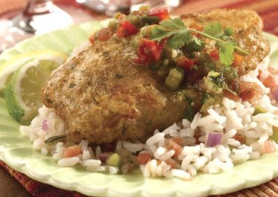 Tilapia en Ajo y Salsa de Tomatillo