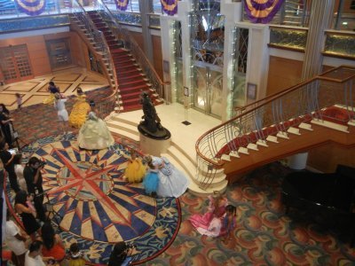 fotos con las princesas en el crucero