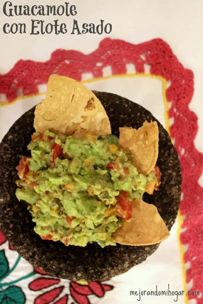 guacamole con elote asado