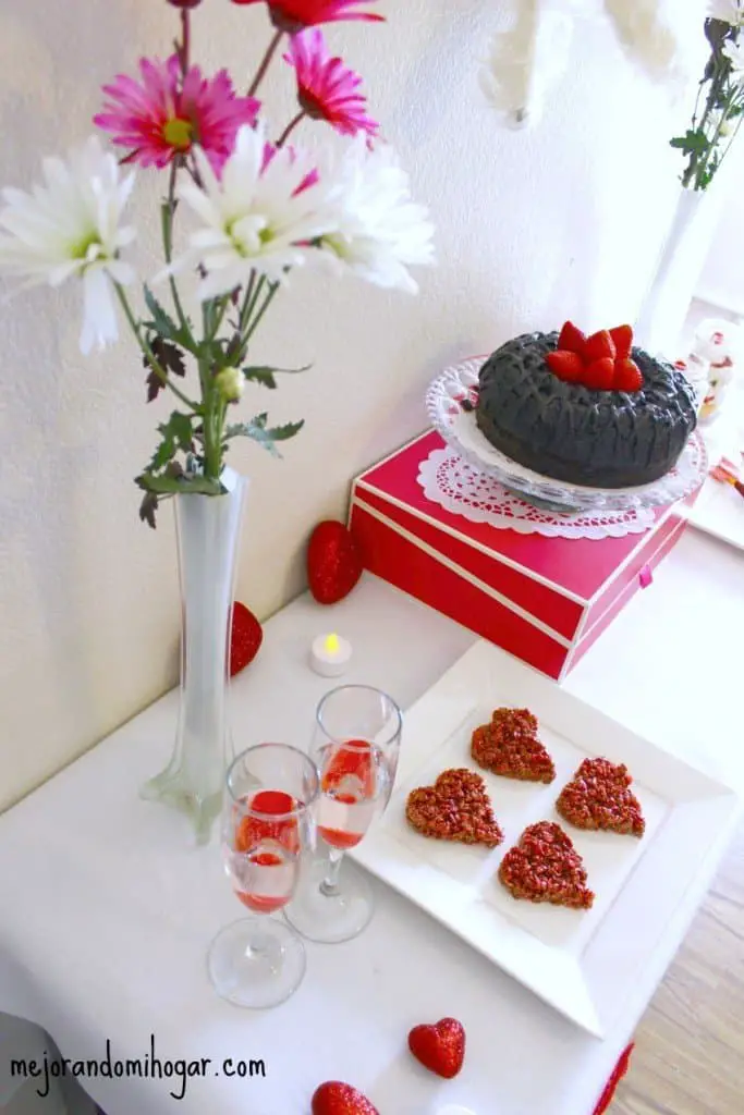 CHOCOLATE CEREAL AND MARSHMALLOW HEARTS 