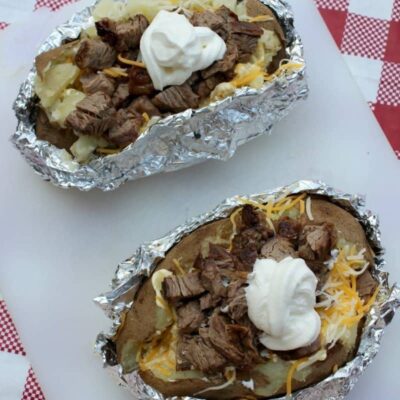 Beef stuffed grilled potatoes (with carne asada)