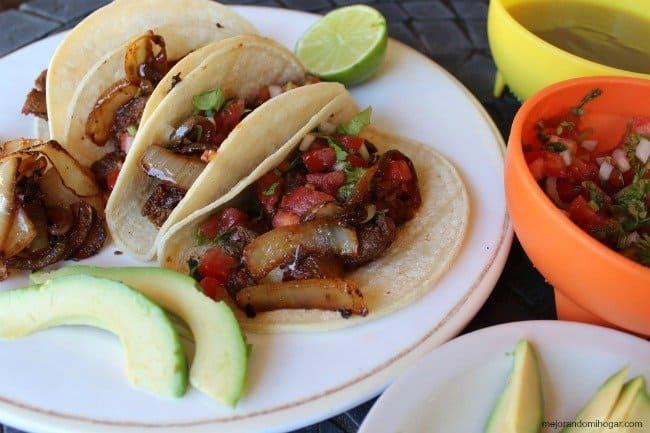 arrachera tacos with chorizo