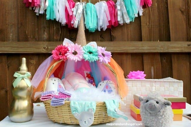 canasta de unicornio para baby shower