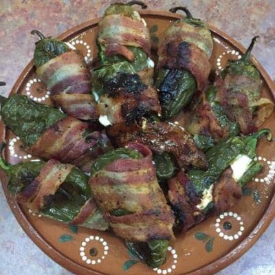 bacon-wrapped jalapeño poppers in the oven