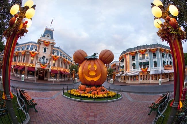 Halloween Disneylandia