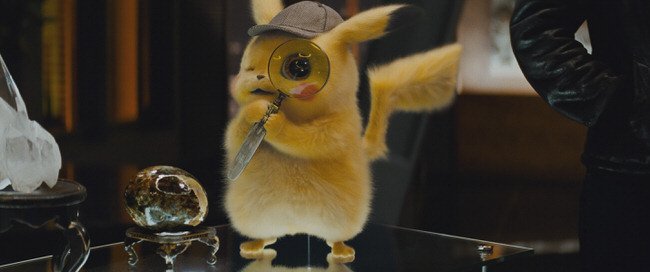 Detective Pikachu con lupa