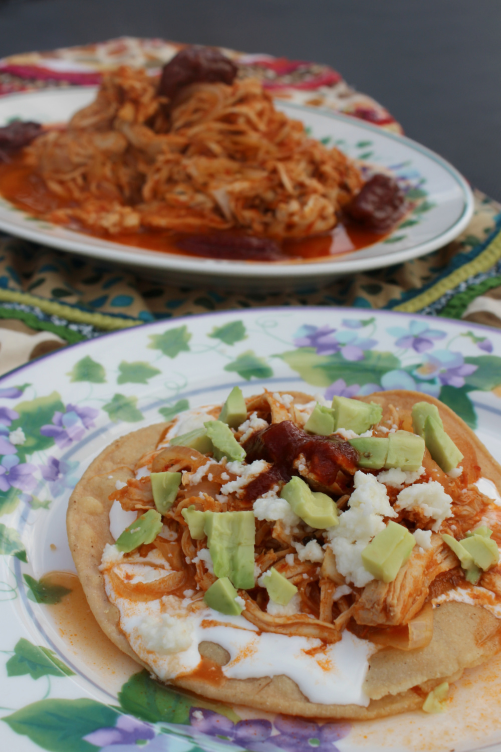 tostadas de tinga de pollo